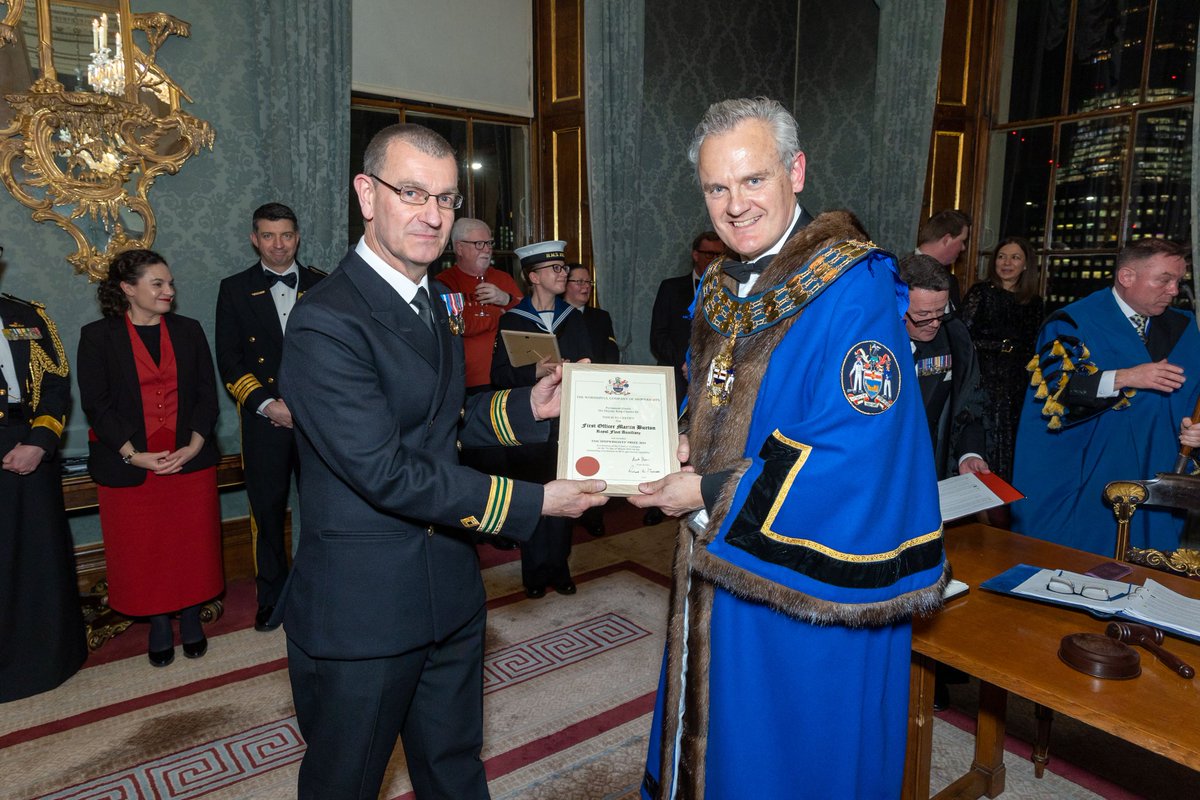 Head of the RFA service, Cdre David Eagles signing a memorandum of understanding at a recent Worshipful company of shipwrights dinner. 1/O(SE) Martin Burton receiving his Shipwrights award for outstanding contribution to RFA operational capability. BZ! @ShipApprentices