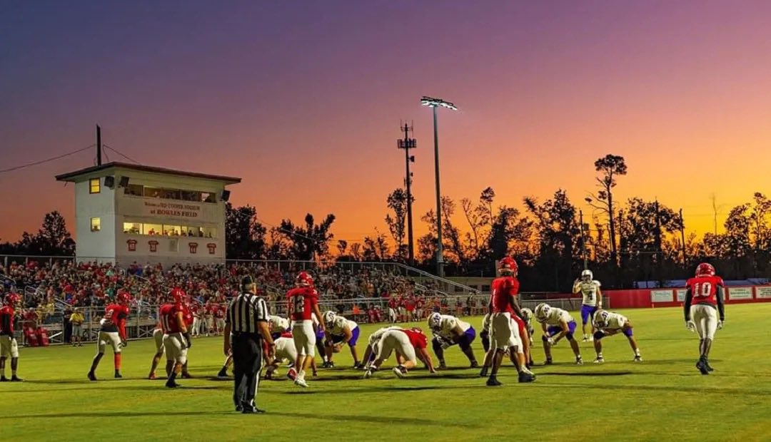 There is nothing better than building a football program that transforms the school, community, and most importantly the lives of the players. Football as a sport is amazing but it’s a vehicle to a bigger purpose! 🐅 #WeAreBlountstown 💯