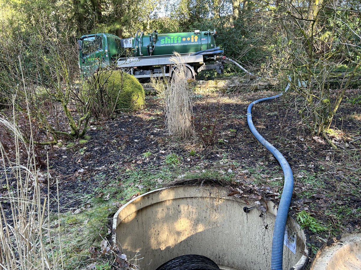 shiftituk's tweet image. Back to it after the Easter weekend.

We #empty all types of #septictanks and #treatmentplants as well as carrying out #greasetrap and #pumpchamber emptying.

Call 01772 864987 or email shiftituk@gmail.com  for more information