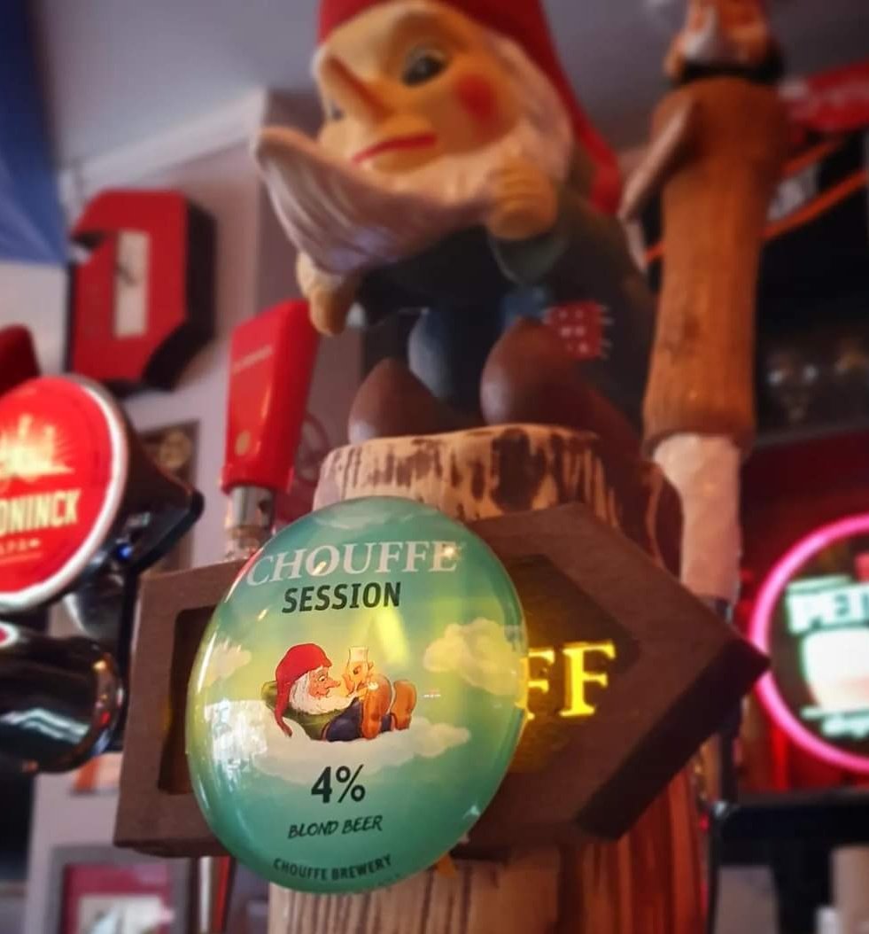 As official Chouffe Ambassadors, we’re proud to be the first UK venue to serve Chouffe Session on draught! Hazy, blonde, fresh, spicy, fruity & only 4%, this is the perfect session beer! #belgianbeers #belgianbeer #belgianbeercafe #chouffe #session  #craftbeer #WorcestershireHour