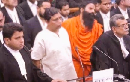 #BREAKING Supreme Court pulls up Patanjali in the contempt cases. Read pointers here: 🚨Patanjali cannot shift blame to its media department for press conference violating court orders 🚨Calls apology by Acharya Balkrishna and Baba Ramdev a mere Lip Service 🚨Baba Ramdev…