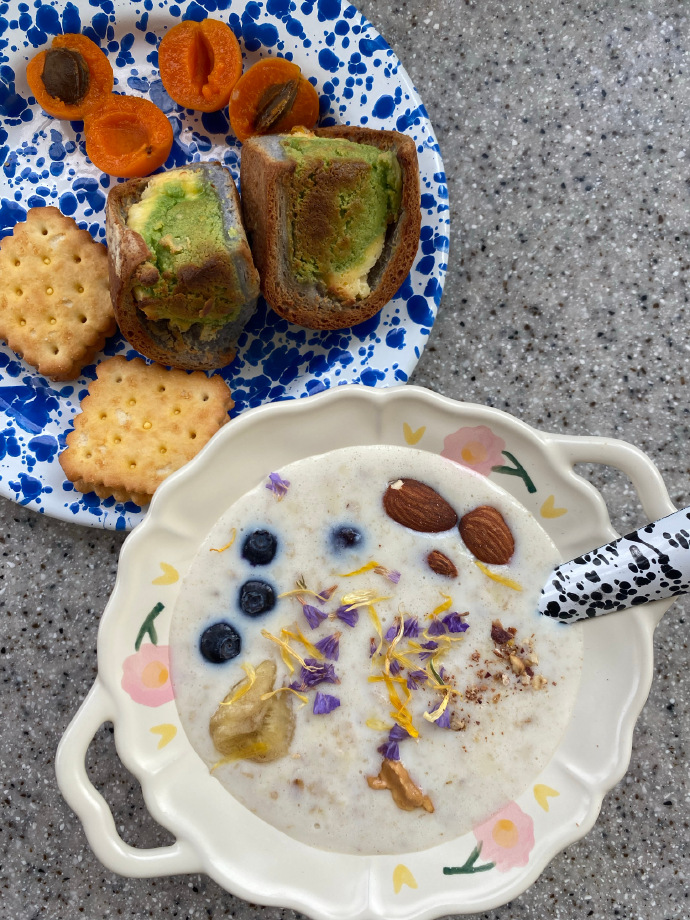 riya___3's tweet photo. Post-training desserts for a quick energy boost https://t.co/alZmC0h1p2