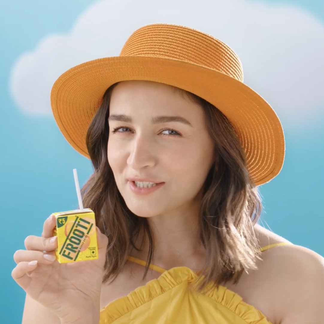Parle launched Smoodh in 85ml Tetrapacks at Rs. 10. That itself felt like the drink was over even before it began. Now Frooti has launched 'Mini Frooti' - 65ml Tetrapacks at Rs. 5 🤷 

What next? 25ml sachet for Rs. 2.50? Two drops, fed like polio drops, at petty shops, for Rs.