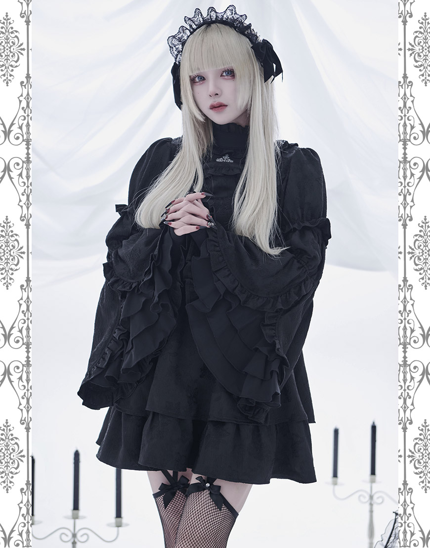 ililil_jp's tweet photo. ＼プレゼントキャンペーン🖤／

＜ililil×月深乃絢＞
月深乃絢(@noa_AVAM)ちゃんコラボアイテムを1名様にプレゼント！

🐈‍⬛応募方法
①@ililil_jpをフォロー 
②この投稿をリポスト
※応募規約は画像3枚目参照

🐈‍⬛応募締切
4月9日(火)正午迄

#ililil 
#イルイルイル
#月深乃絢 https://t.co/C1XfoXE3uu