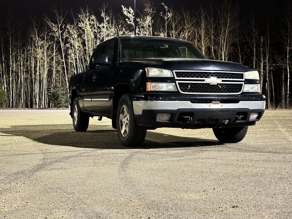 JASPhoto5's tweet photo. Impromptu Truck Shoot 1 #JASPhoto https://t.co/zQ5VqswAXd