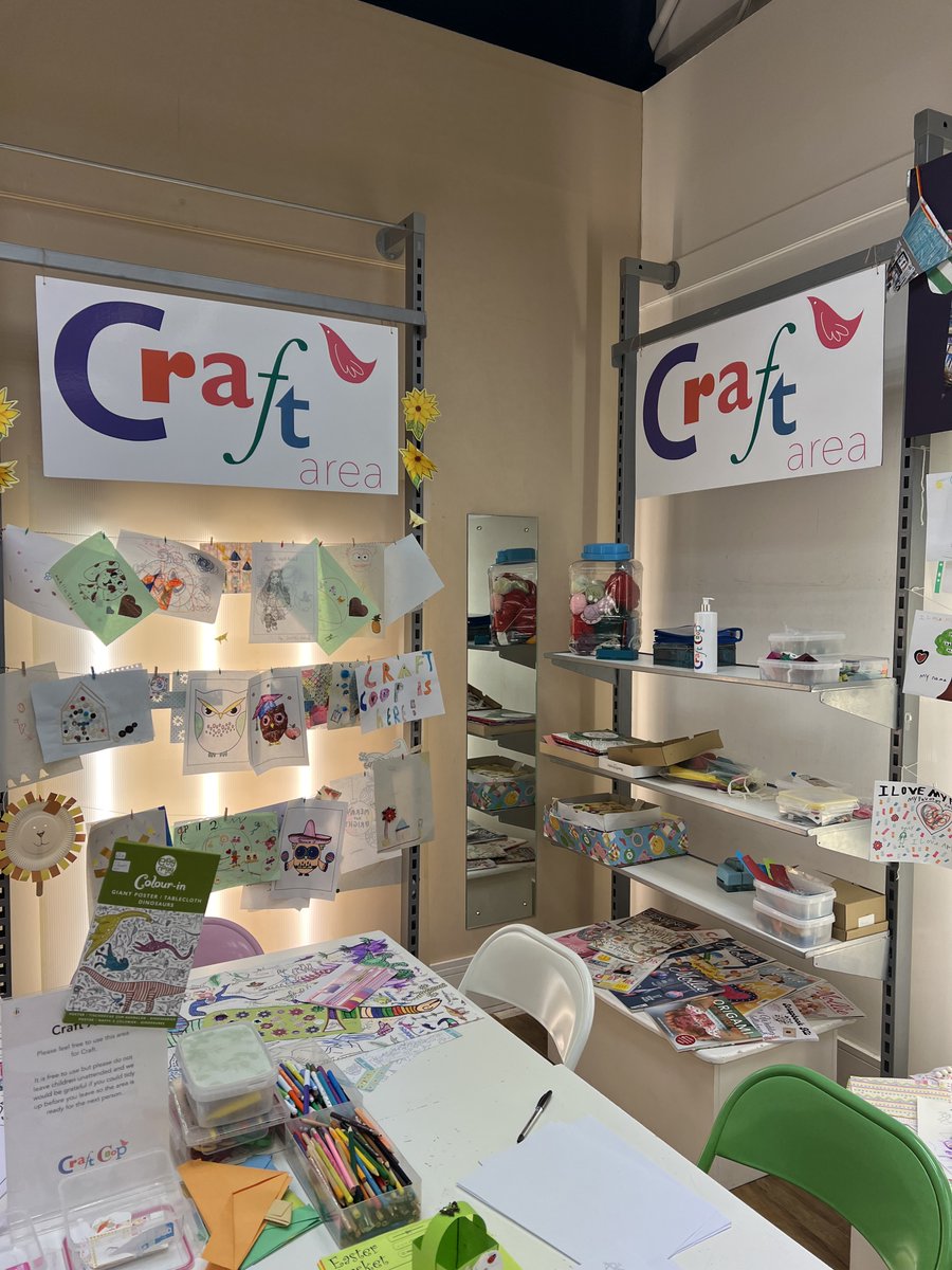 Are you looking for a way to keep the kids entertained during the Easter break? Bring them down to the Craft Coop with their FREE craft area! 🖌️🌈 Plus, you can explore their charming selection of handmade crafts, it's just like a real life Etsy store! #LoveCamberley