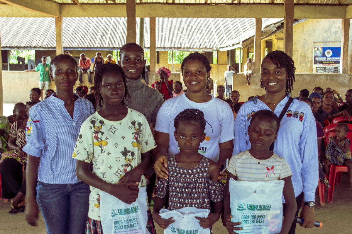 EniboAlbert's tweet photo. There is this joy that comes with outreach 

It's better experienced than explained 📌
@EniboAlbertCFDN Rural Impact Outreach at Bumound-Gbene, Ekpetiama, Bayelsa. 

#socialimpact #ruraldevelopment #SDGs #BayelsaState #nigerdelta #communityservice
#EniboAlbertCharityFoundation https://t.co/CqKvJBsUDn