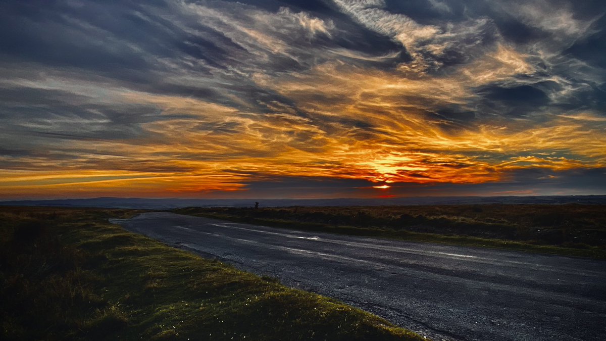 Bore da i chi…’na ddiwedd ar Pasg arall am flwyddyn.Mwynhewch eich diwrnod 👍🏼😃

Bore da to you…so another Easter gone for another year.Enjoy your day 👍🏼😃