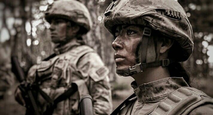 Askerliğin rütbe ve elbise değil, ruhta olduğunu bildiğin için asla pes etmiyorsundur...