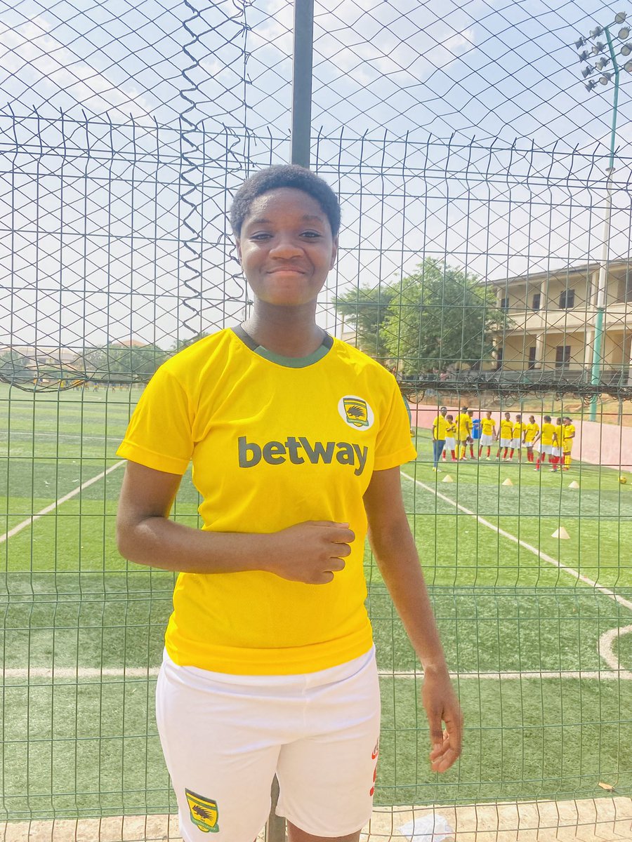 This is Franklina Onyinah of @LadiesFabulous leading the goal⚽️ chart

#ARFAWomen #DivisionOne 🇬🇭