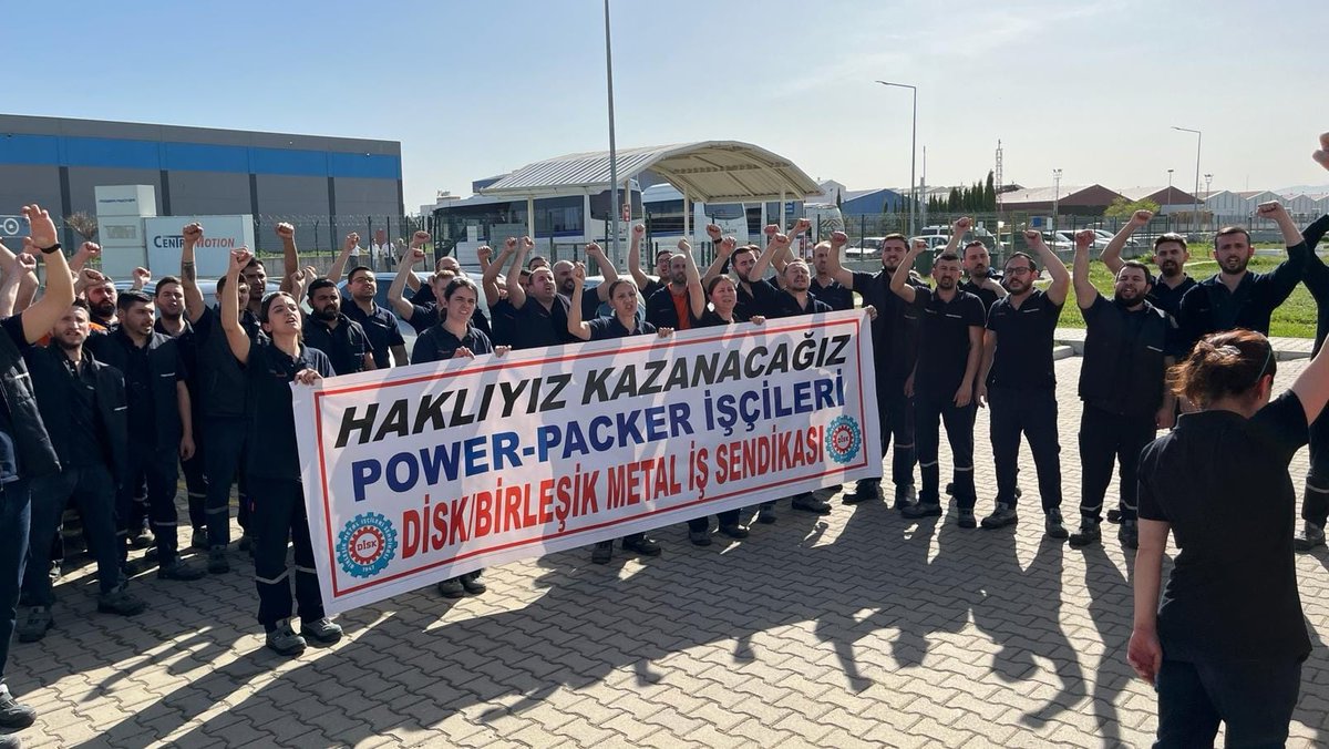 BirlesikMetal's tweet photo. Yine metal işçileri kazanacak
İzmir Şubemizde örgütlü
#PowerPacker emekçileri Kazanacak
#BizKazanacağız https://t.co/k7Y9LnxkcC