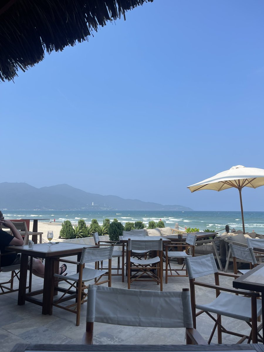 Just arrived in a little town called Da Nang! Super cute beach town with lots of beach bars, amazing vibe!! This city is way different than Hanoi or Ho Chi Minh City!! #vacationmode #beachlife #beachvibes #Vietnam