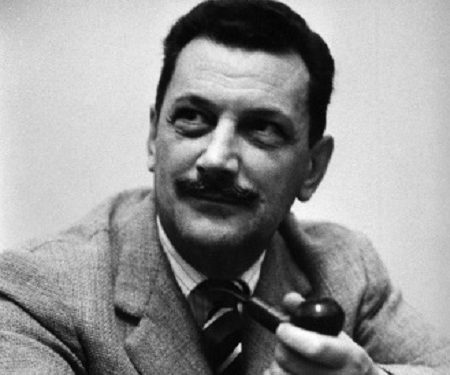 ilconterosso1's tweet photo. Dottore in legge, comunista.
Arrestato per "org. comunista",condannato a 17 anni di reclusione.Da una nota della direzione del carcere: 
«I detenuti Foa,#Corbi, Nardone,Natoli sono individui colti e intelligenti,irriducibili comunisti,impermeabili a qls recupero».
#anticomunismo https://t.co/zoZhJ1Jzjh