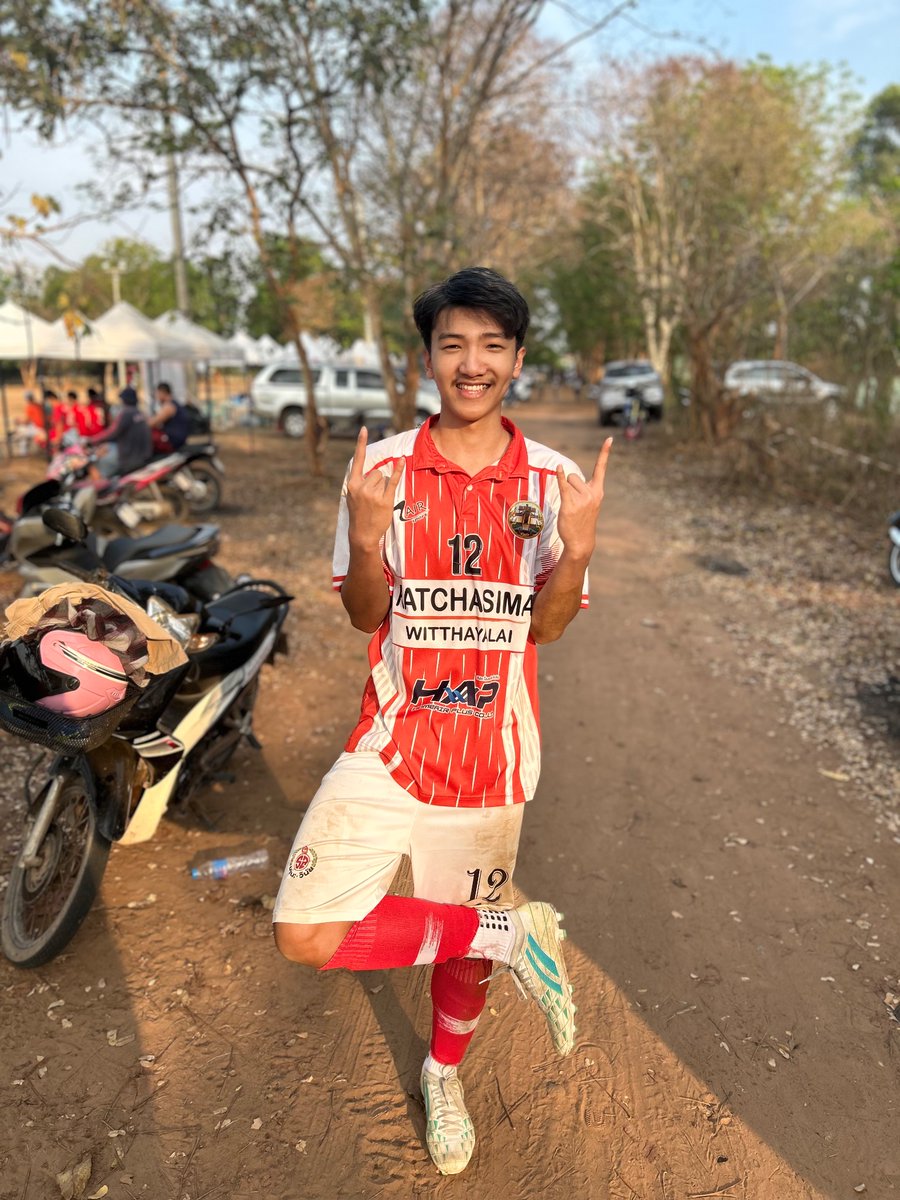 Nobikung78's tweet photo. ร้อนมาก🔥 #โคราช https://t.co/xtYmoFnWMF