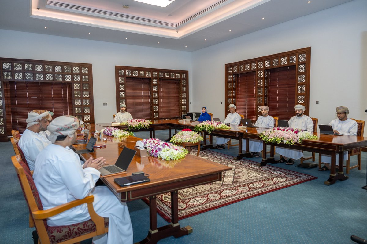 The Supervisory Committee of the Promising #Omani Emerging Companies Program, led by Honorary President #SayyidBalarabBinHaithamAlSaid, announced the launch of a venture capital fund under the #OmanFuture Fund to support #innovativeideas and attract #investors

#OmanFutureFund