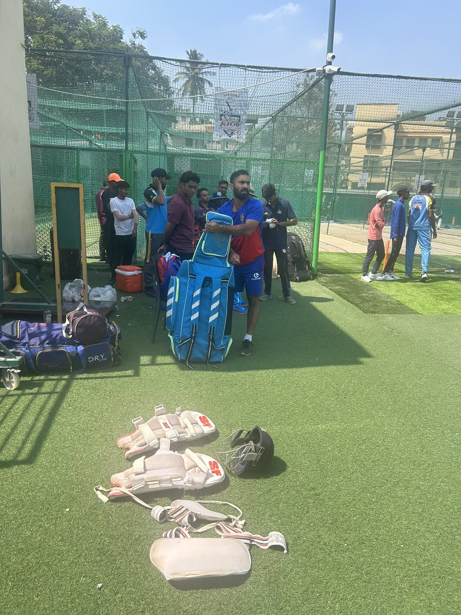 Dinesh Karthik training at K I O C this morning @CricketWales @Laura_Hume1 @ProAcademies