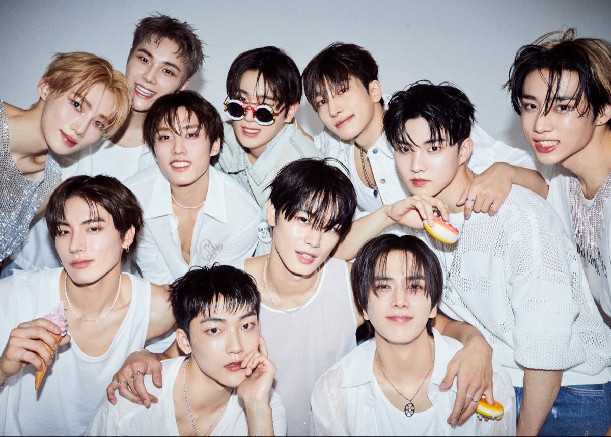 shujitits's tweet photo. the actual BEST performers in Kpop cuz no one reaches their level of performances https://t.co/9MyB34JKiZ