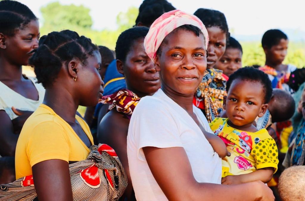 JSIMozambique's tweet photo. In the past 3 years, routine #immunization rates have declined in #Mozambique. @USAID_MOMENTUM Routine Immunization supported @SaudeMisau in piloting a recovery plan to inform partners on how to best implement the plan and reach every child with life-saving #vaccines 💉 https://t.co/jNUlX4iLuu
