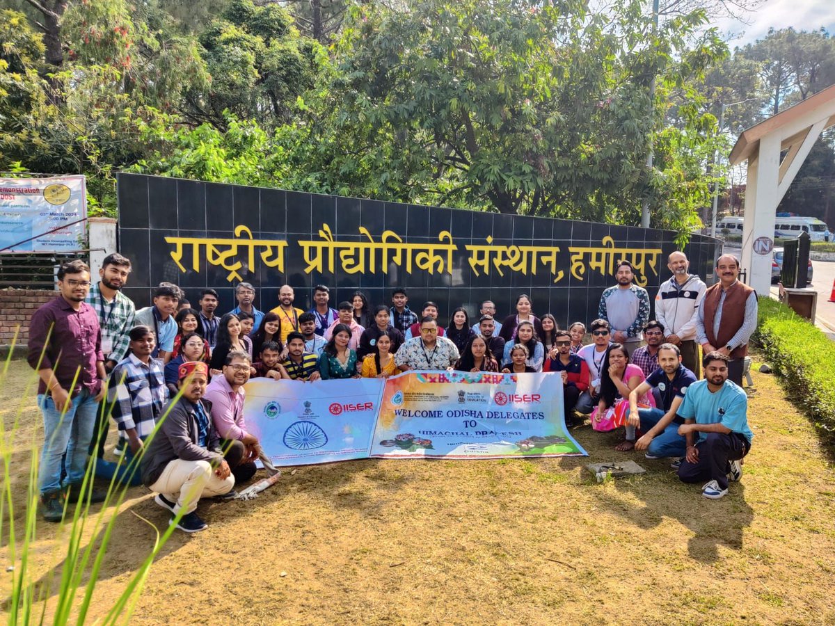 Odisha youth contingent at three different locations during their exchange trip in Himachal Pradesh. @EduMinOfIndia @CU_Himachal #Himachal #Odisha #IISERBerhampur
