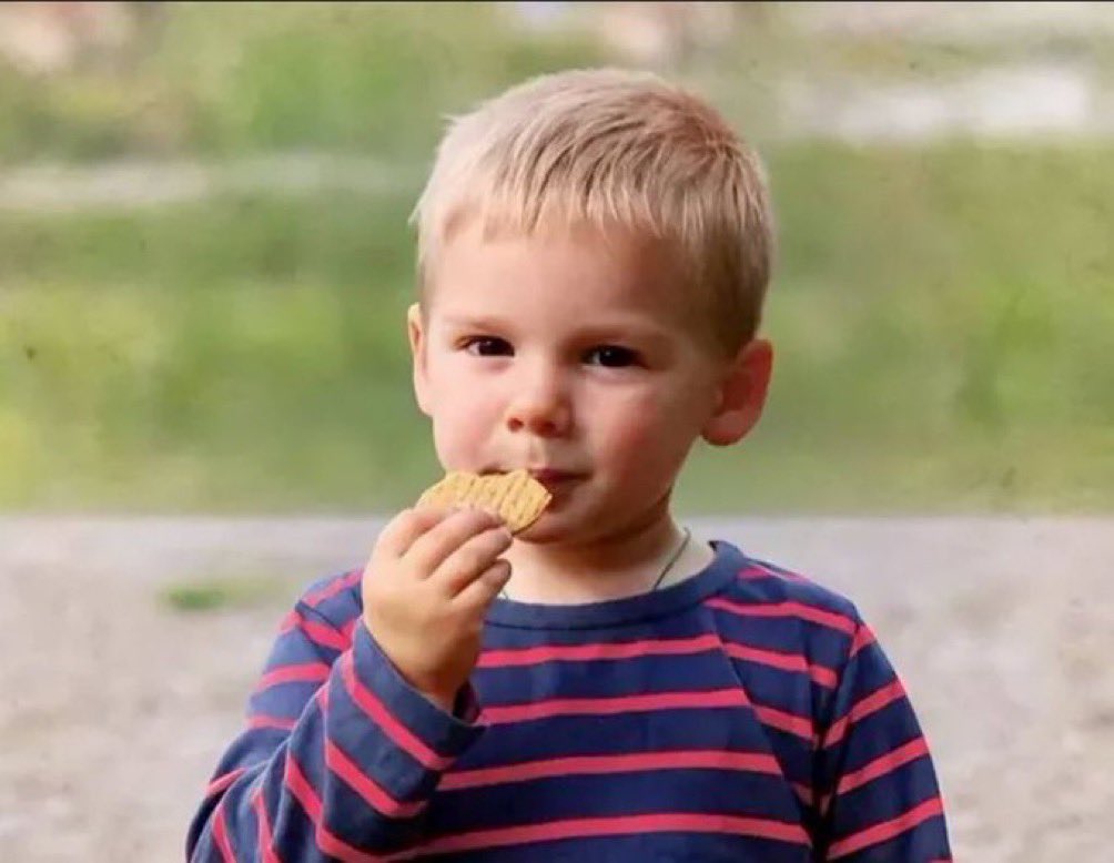 « Ce sont les étoiles, les étoiles tout là-haut qui gouvernent notre existence. » 
#Emile 
#RIP