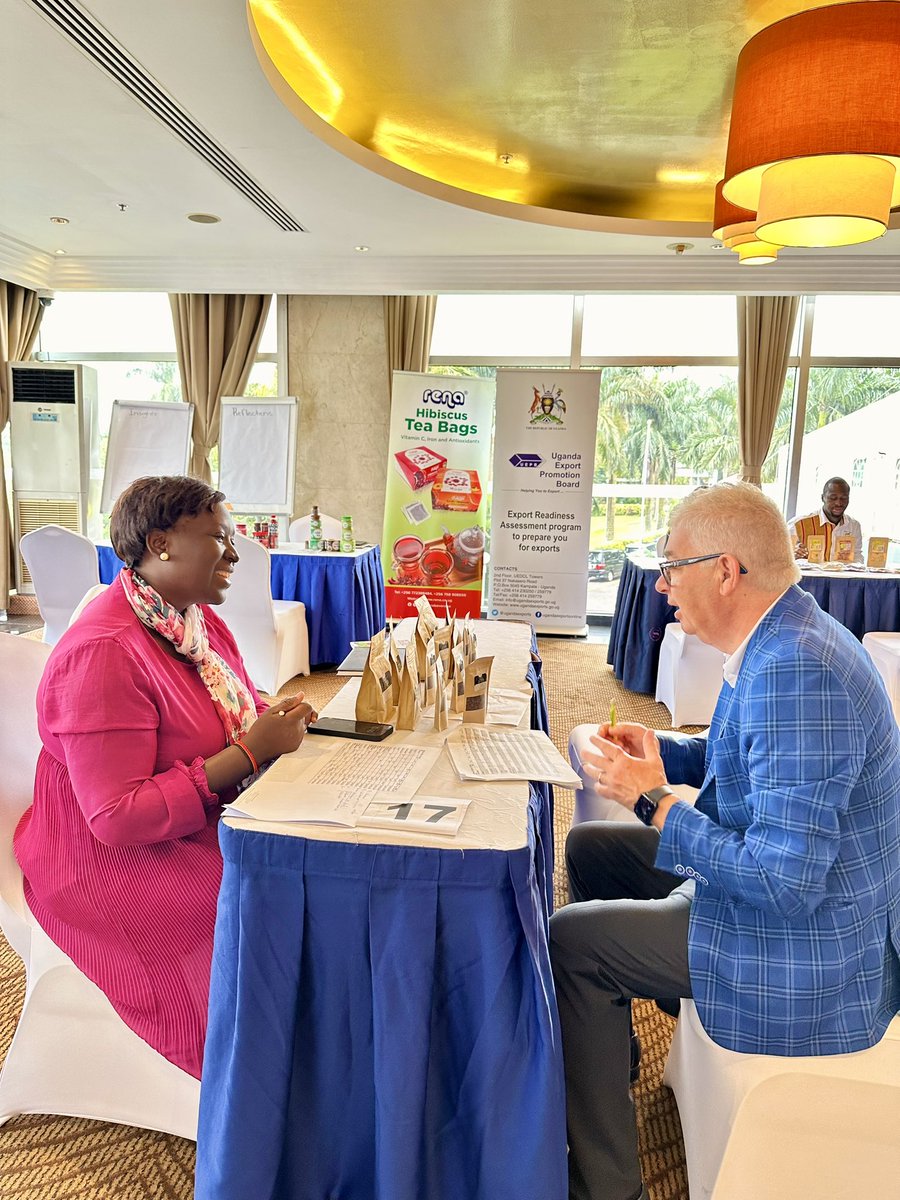 ugandaexports's tweet photo. Pictorial:
Buyers meeting up one on one with the Exporters
@kwezicoffee , @tookeonline , @speciali_teas 
#UEPBExporterBuyerLinkage https://t.co/7tmQ0Nnt3M