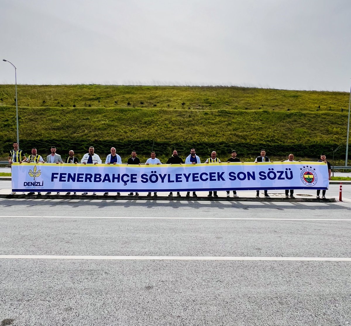 Olağanüstü Genel Kurulumuz için yollardayız. @Fenerbahce 💪

#2nisan #FenerbahçeKongresi #Kongre #Fenerbahçe