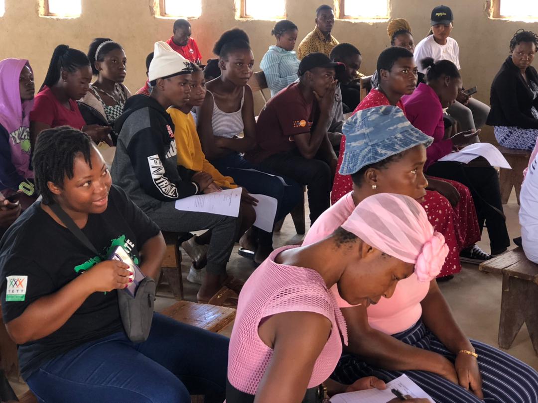 “To curb corruption, one must be courageous to confront and complain against the corrupt.” -Amit Kalantri. Last week YETT participated in the Anti-Corruption dialogues that happened in Glenview, Chitungwiza and Epworth under the SIYA project with supported by @UsaidZimbabwe