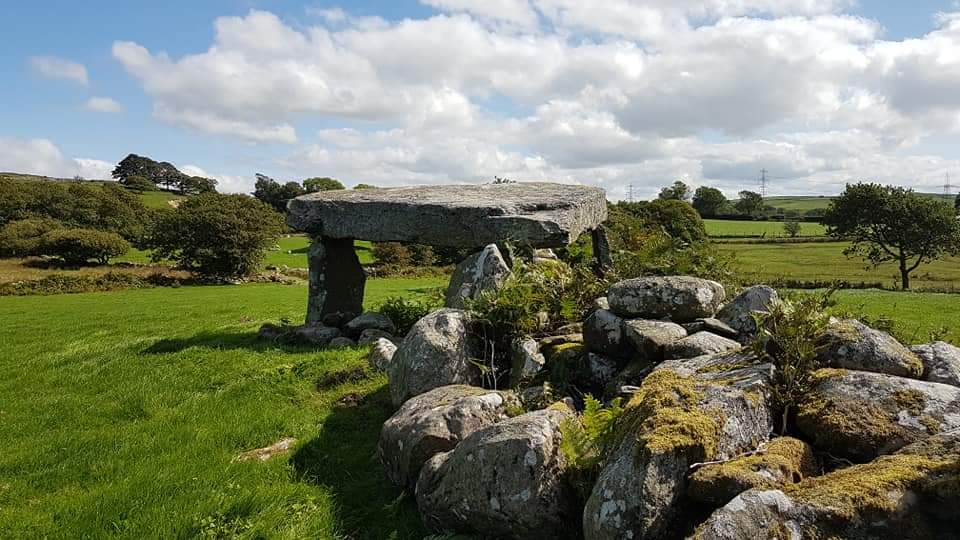 #TombTuesday Ystum Cegid. Described by someone who lived nearby as an old thing in a field