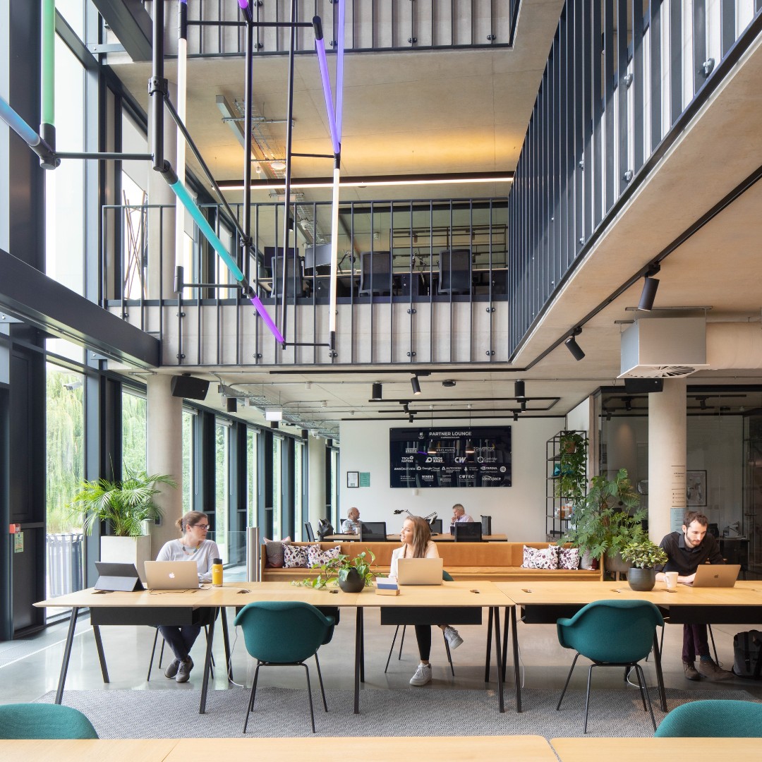Own your worksstyle! Flexible contracts and a flexible environment. #locations #flexibleoffices #officespace #mantlespace #cambridgesciencepark #cambridge #cambridgeofficespace