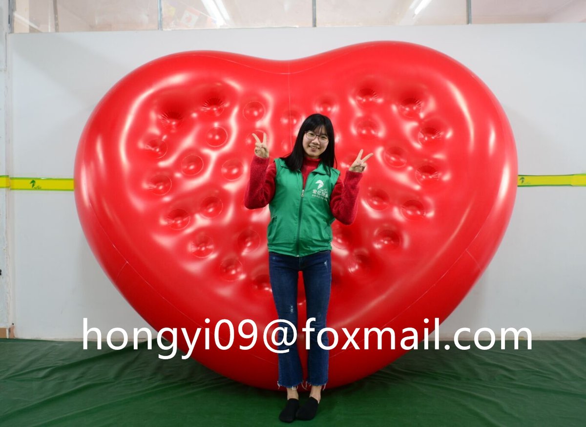 IrisLiangg's tweet photo. Glossy red heart-shaped mat, any can be customized.
#inflatable #hongyi #squeaky #bouncy #custom #inflatablemat #inflatablebed #inflatablemattress https://t.co/lM4VmiIGEm