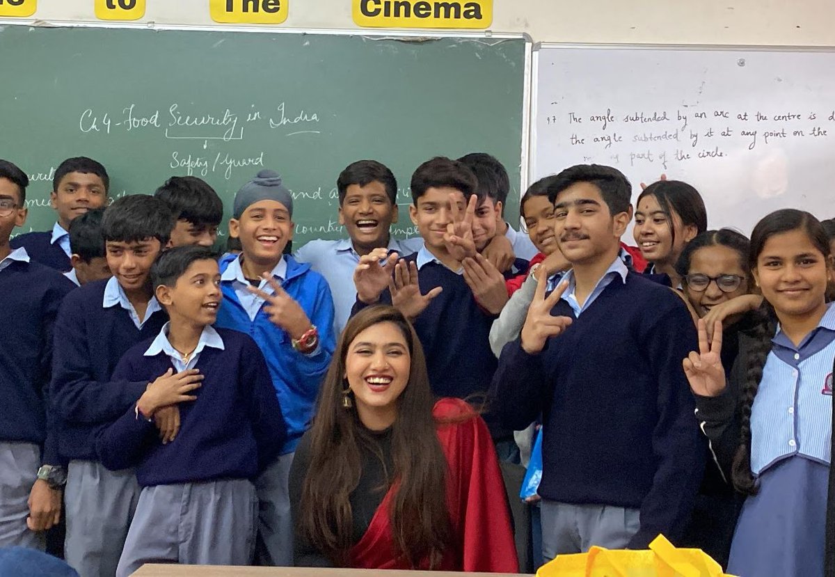 'The idea to join Fellowship was not to bring about any change, but to understand what requires changing and to equip myself with those skills to actually help bring about those changes in the community,' says Simran Mattu, #TeachForIndia Fellow, Delhi. #Leadership #InspireHope