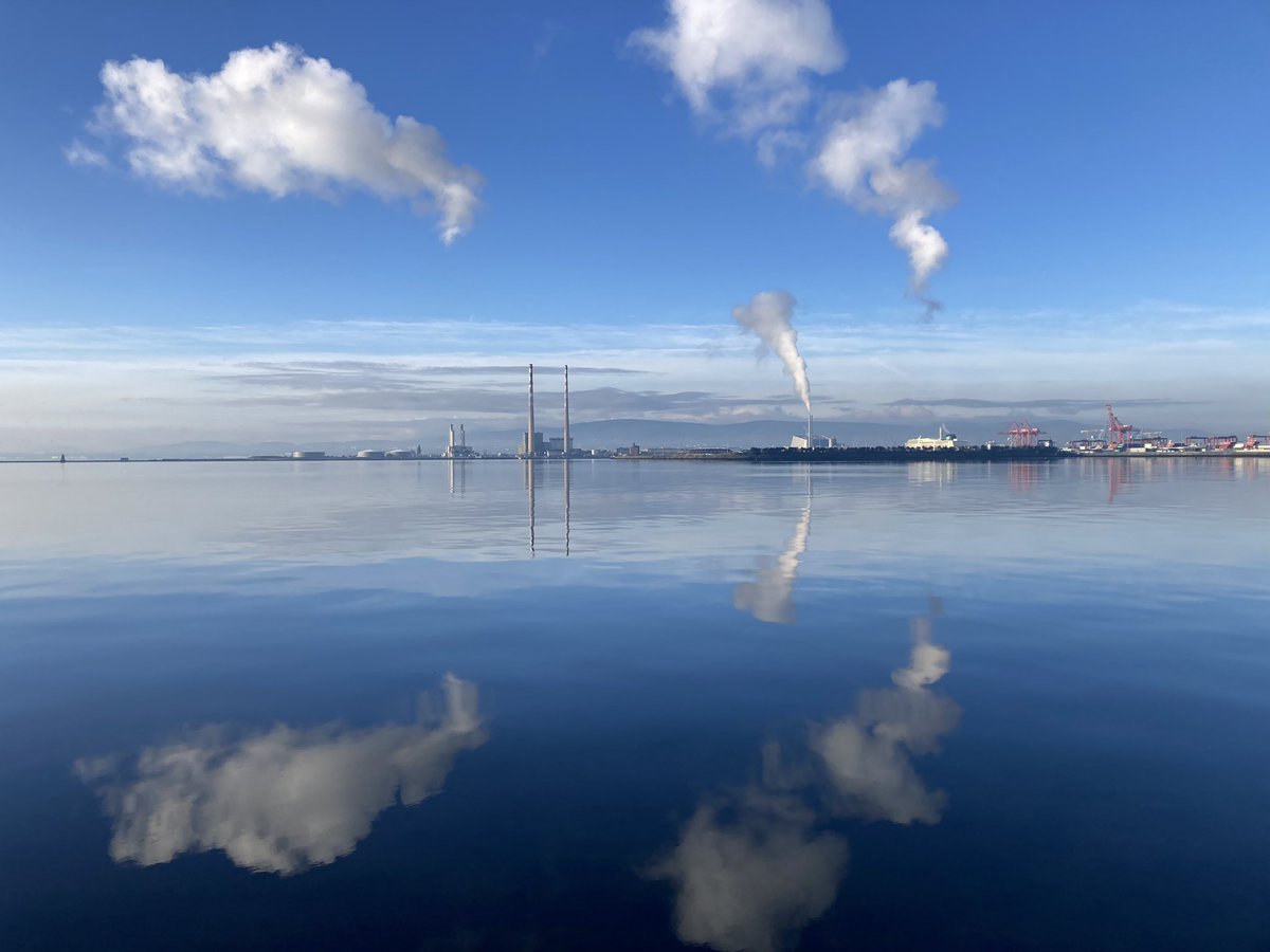 Morning reflections. #100daysofwalking #clontarf #dollymount #theweekendbreak