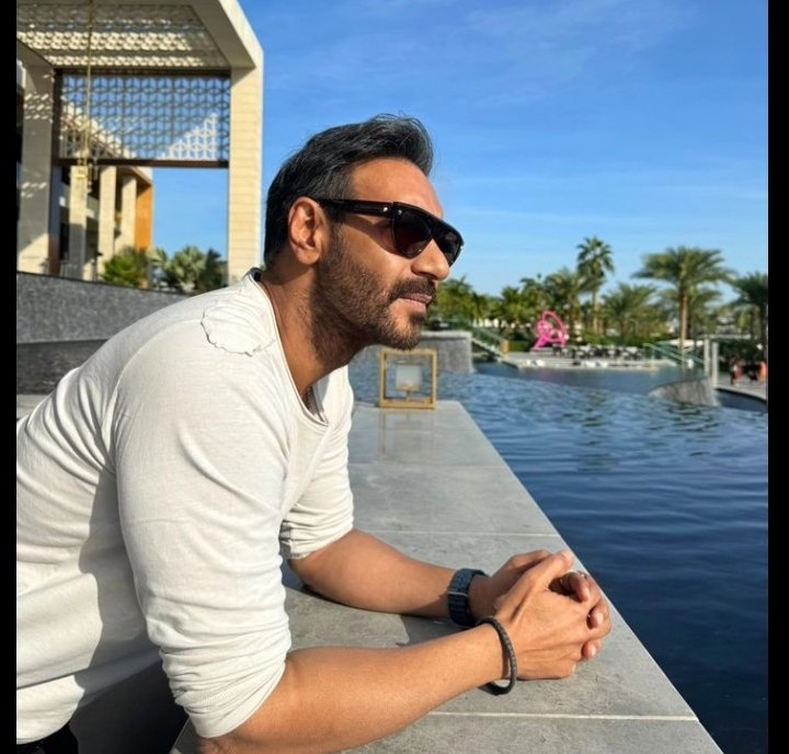 Every man must be dreaming to look like this at 55
#HappyBirthdayAjayDevgn