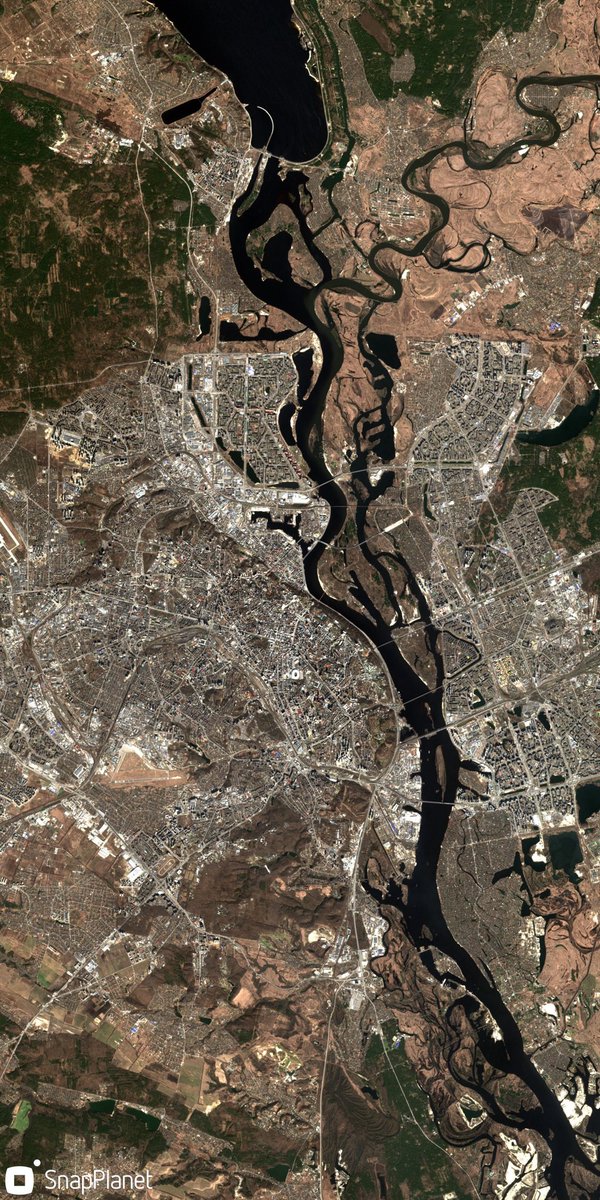 PlanetBye tweet media