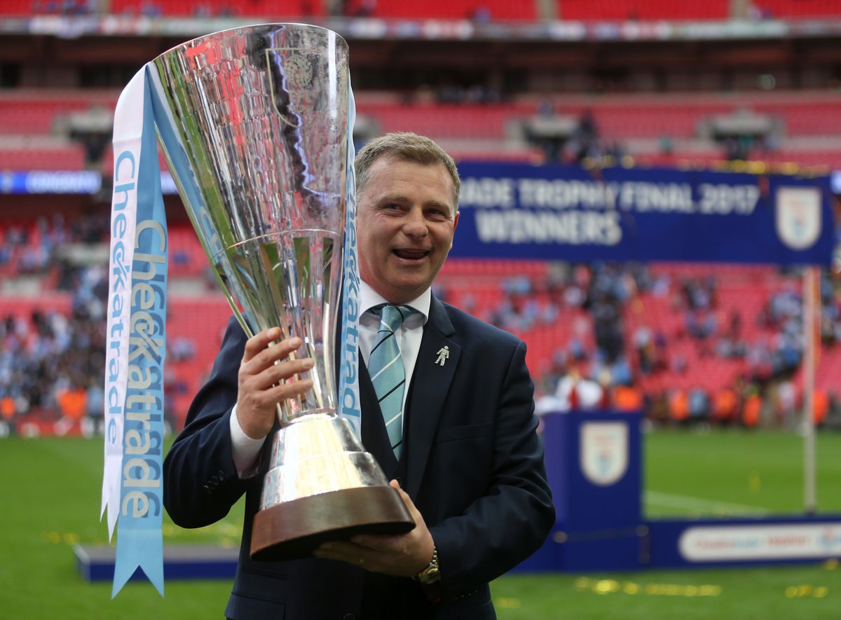 #OTD in 2017, the Sky Blues lifted the Checkatrade Trophy at Wembley! 🏆 #PUSB