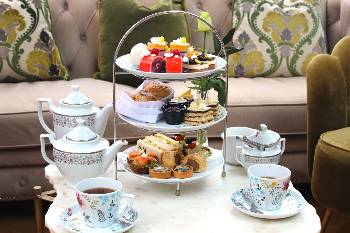 Savour the delightful arrival of spring with an enchanting Afternoon Tea experience at Corks Vienna Woods Hotel 🌸☕

Book online at viennawoodshotel.com 

#SpringSips #TeaTimeDelights