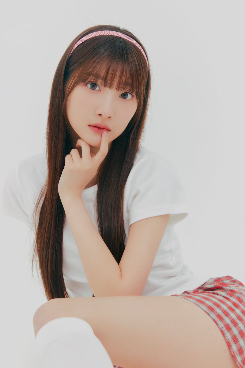 WOOAH_HM's tweet image. woo!ah! (우아!) 
2nd Digital Single [𝑩𝑳𝑼𝑺𝑯]

🌸SOLO CONCEPT PHOTO🌸

2024.04.08 MON 6PM [KST] 

#wooah #우아 #MINSEO #민서 
#BLUSH