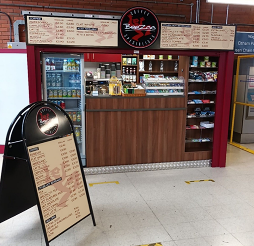 TPTRetail's tweet photo. Could you see yourself trading here? Perfect opportunity for an #sme looking to start a coffee business or an established brand looking to expand. https://t.co/AbyaJAjQbi #elthamstation #eltham #elthamcoffee #coffeeshop #coffeeshoptorent @ThisisEltham @Se_Railway https://t.co/5SEYpzjPod