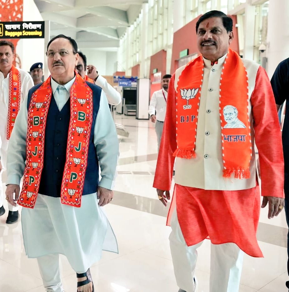 मध्यप्रदेश प्रवास पर पधारे <a href="/BJP4India/">BJP</a> के माननीय राष्ट्रीय अध्यक्ष श्री <a href="/JPNadda/">Jagat Prakash Nadda</a> जी का <a href="/BJP4MP/">BJP Madhya Pradesh</a> के कर्मठ कार्यकर्ताओं और प्रदेशवासियों की ओर से स्वागत व अभिनन्दन करता हूँ।

आपका सानिध्य सुखद व ऊर्जादायी है। नि:संदेह, आपके मार्गदर्शन से प्रदेश के विकास एवं जनकल्याण के संकल्पों की