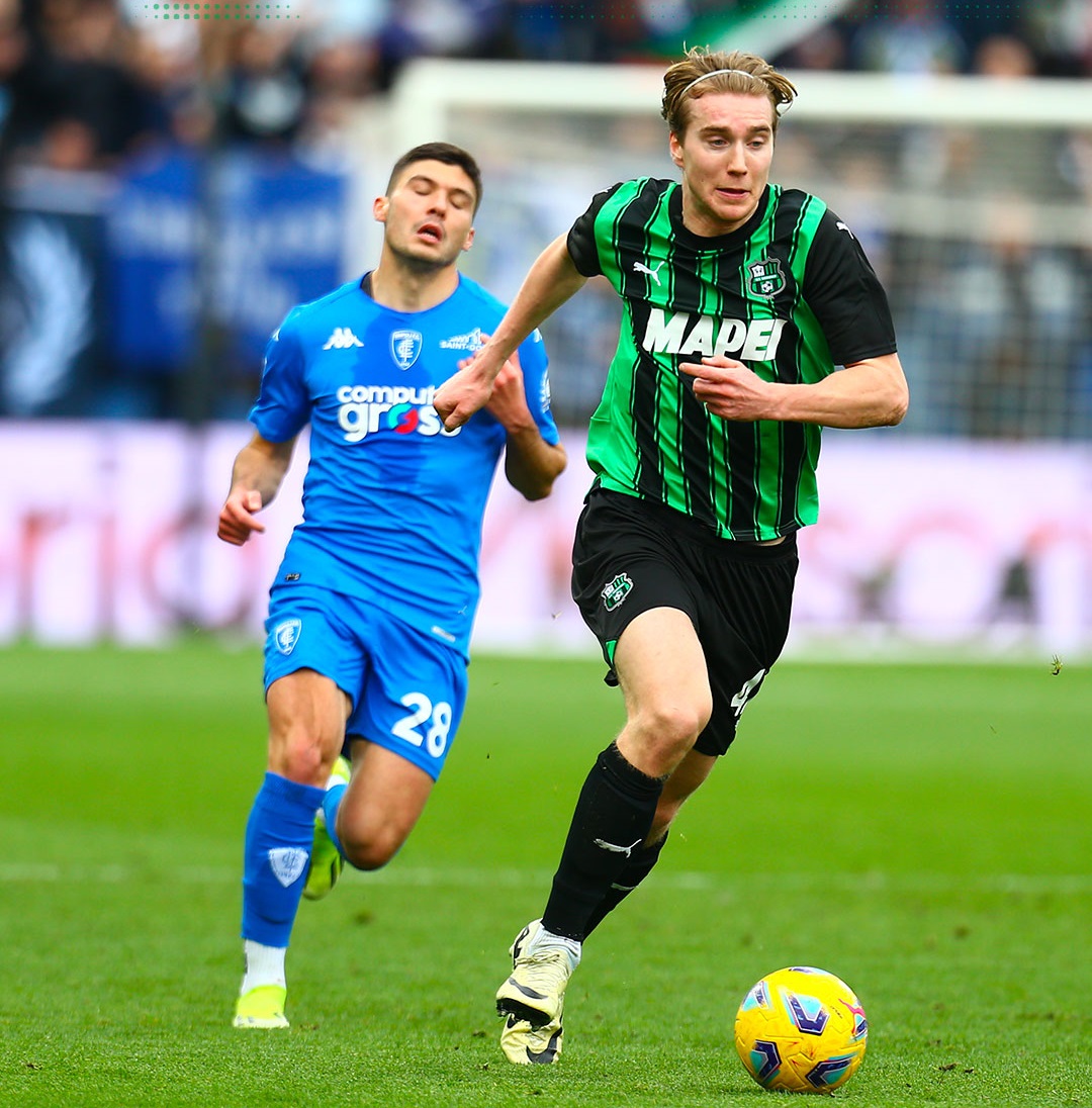 İtalya'da kümeye oynayan Sassuolo'nun 99 doğumlu Norveçli 10 numarası Kristian Thorstvedt dün Udinese maçında 3 şut pası + 2 dribbling + 11/11 ikili mücadele + 7 tackle, kaleye yakın bi forvet arkası için tertemiz komple paket rakamları yeminle, tam o çukurdan çıkarılmalık kasa..