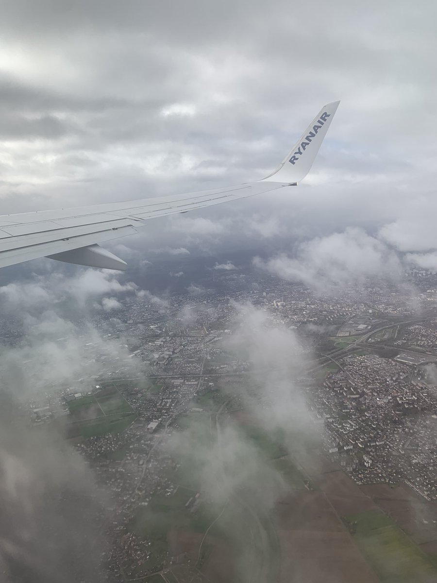 FlyingTheFlag tweet media