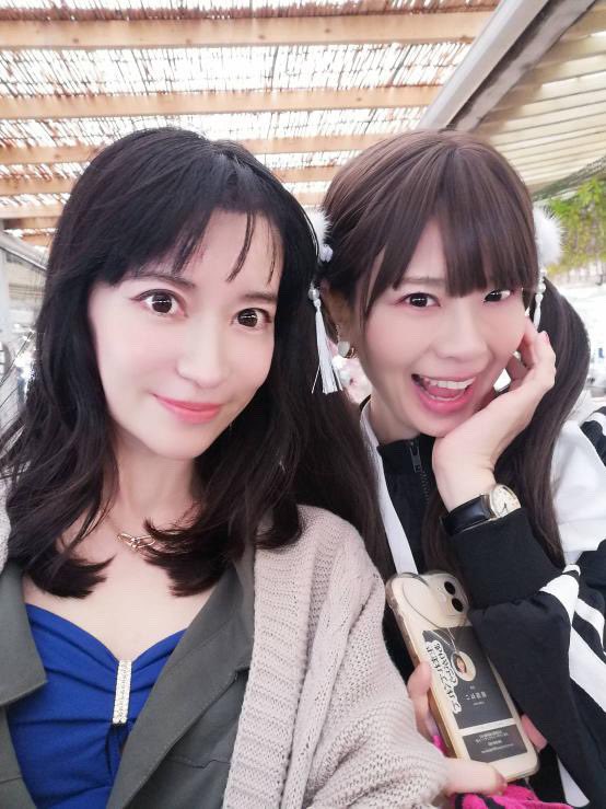 ayabeneko's tweet photo. 事務所のBBQ
モデルの半澤怜奈ちゃん
いつもいつも綺麗です😍

#ミライピクチャーズジャパン
#バーベキュー 
#モデル
#役者
#BBQ 
#豊洲市場 
#ねこ https://t.co/2MEG6zl1AA
