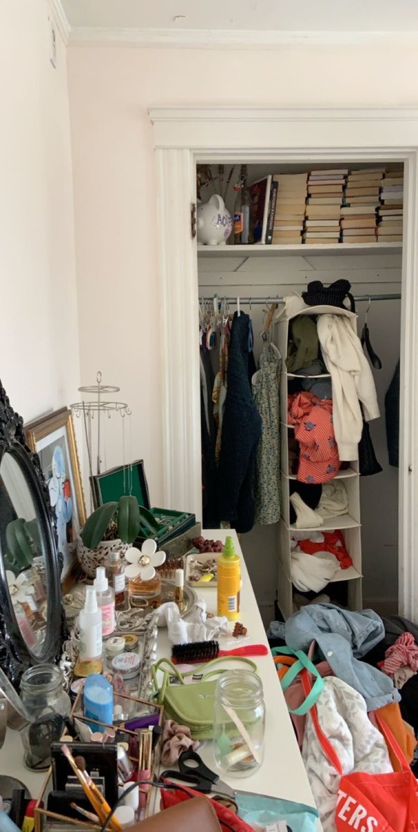 @GBNEWS My daughter’s room is frequently scattered with 5 or 6 outfits because she can’t make up her mind. Teenagers are naturally indecisive and confused. They are on a journey and most certainly haven’t got a full sense of self. They are easily influenced. This man can keep his