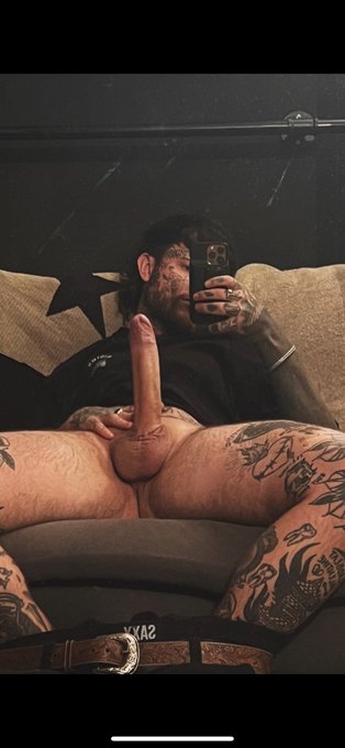 My OF is on sale btw https://t.co/DWyRresQyC https://t.co/is8kqJPNHi