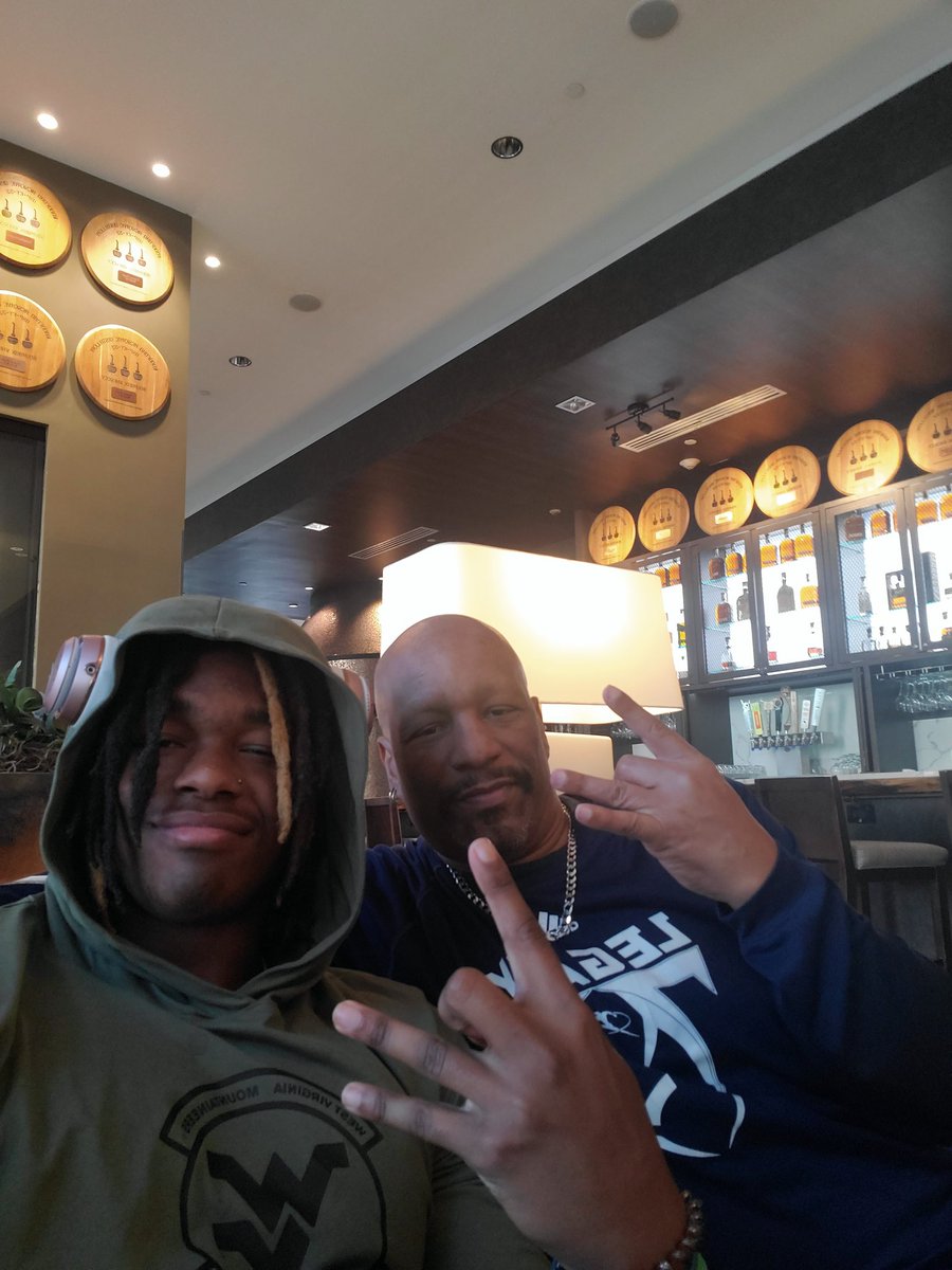 Happy 20th birthday to the best son in the world!! Keep chasing the dream and having fun doing it!!
******$STOKIO6 *******