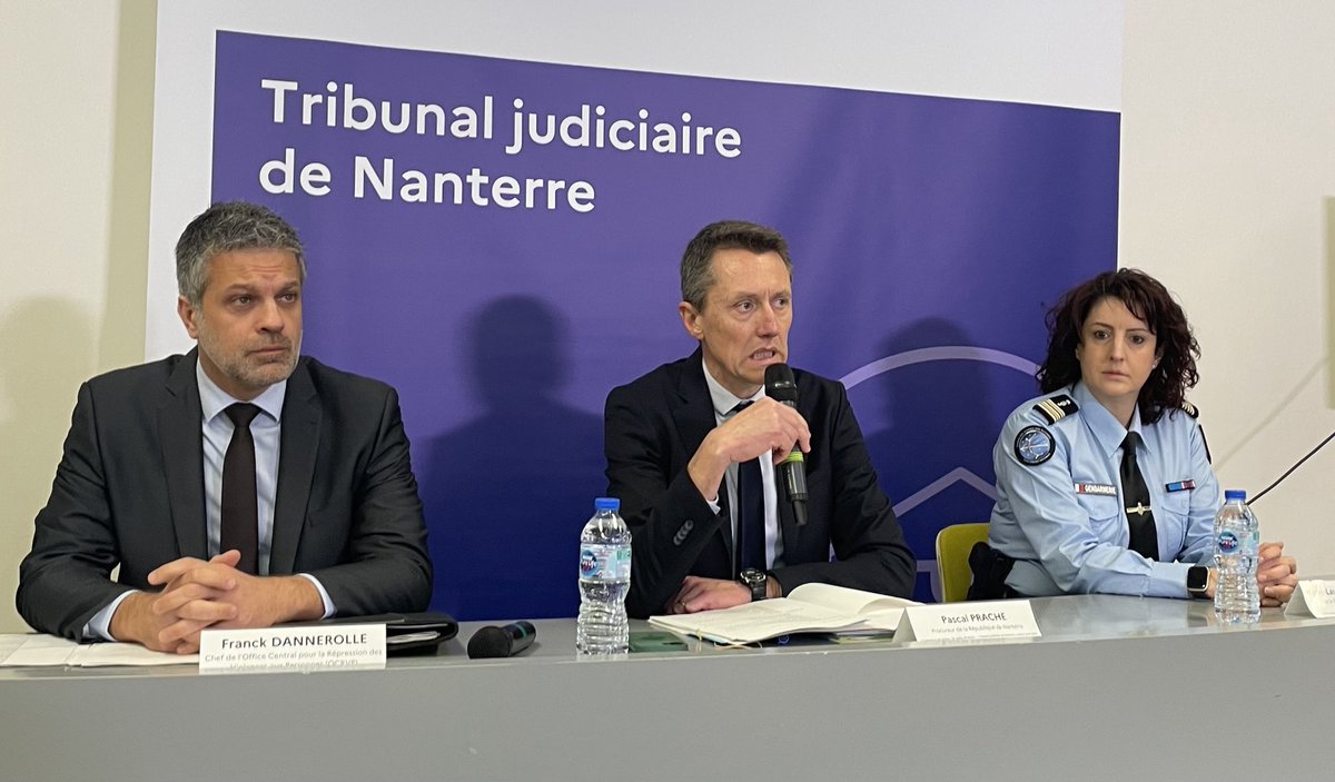 Au pôle « cold cases » de Nanterre, police et gendarmerie convoqués et obligés de s’asseoir ensemble au parloir sur le sujet des appels à témoins numériques. Ça valait une photo, la dernière fois, au procès Monique Olivier c’était la guerre sur le dossier Mouzin.