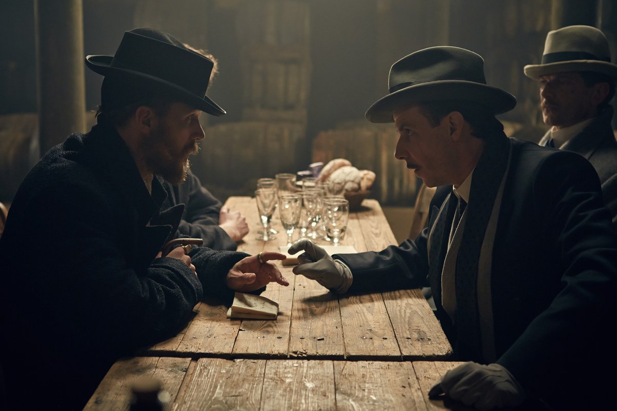 An unsavoury alliance. #PeakyBlinders 📷: Robert Viglasky