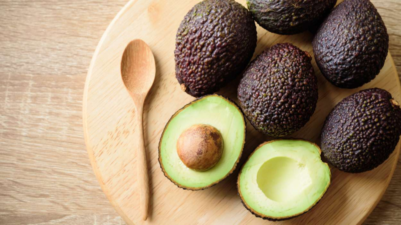 marvi93sl's tweet image. També coneguda com a "or verd", l'alvocat és un ingredient que pots combinar fàcilment i està deliciós. #menjarsaludable #menjarsa 
elplural.com/oxigena2/gastr…