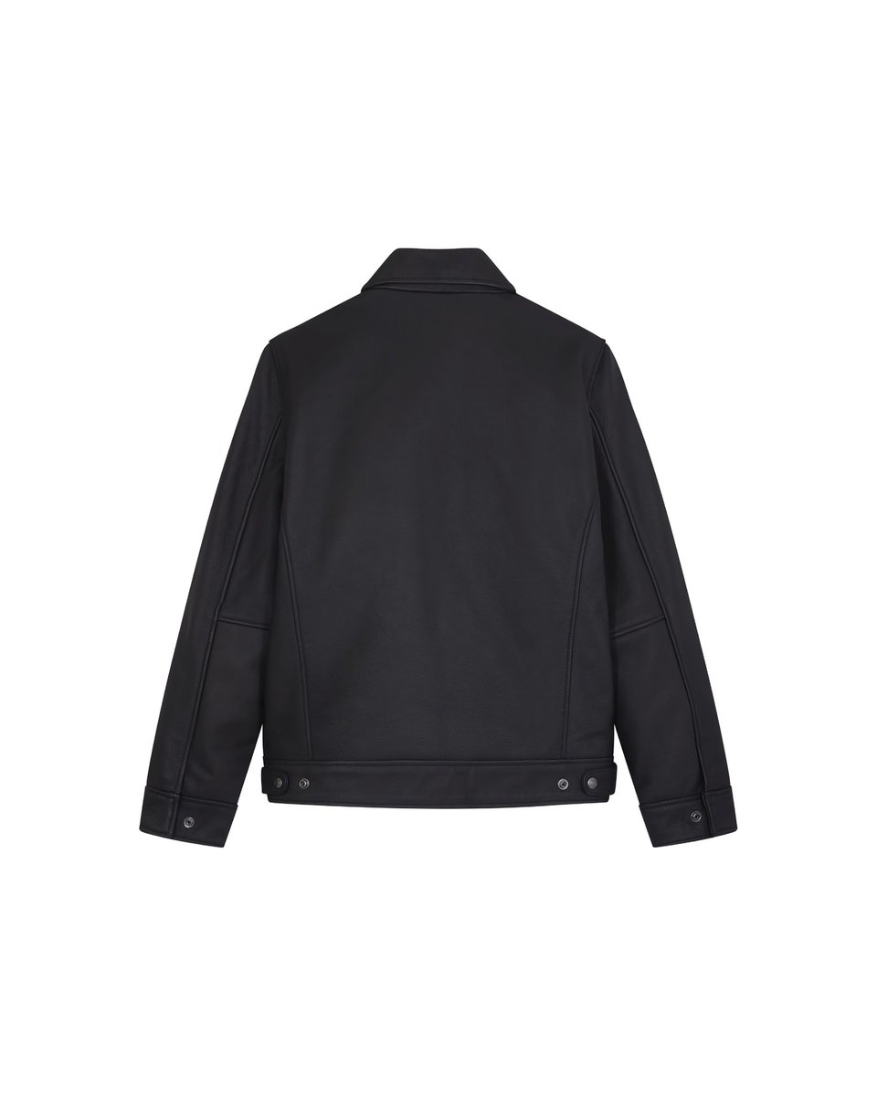 Walk in Paris tweet media