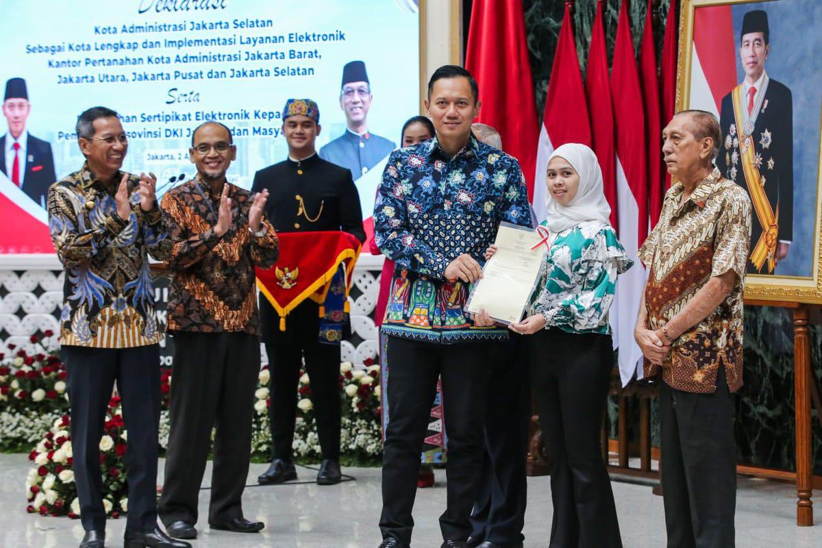 Agus Harimurti Yudhoyono (AHY) tweet media